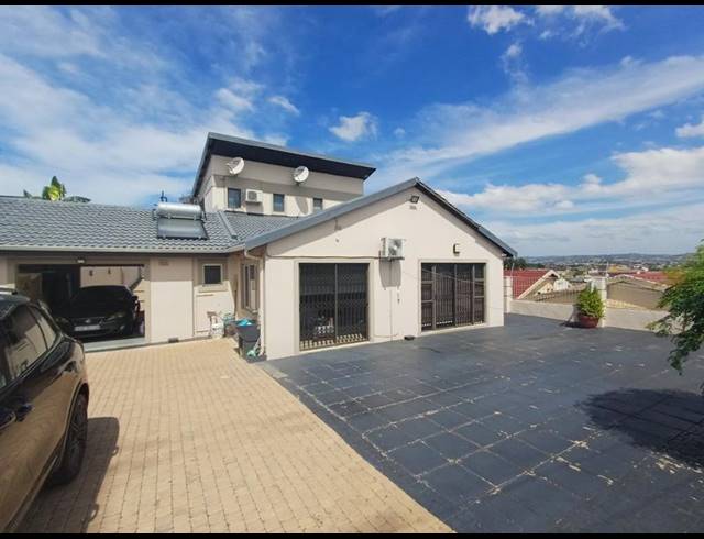 6 BEDROOM HOUSE FOR SALE IN WOODVIEW